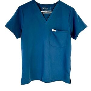 FIGS Catarina One Pocket Scrub Top